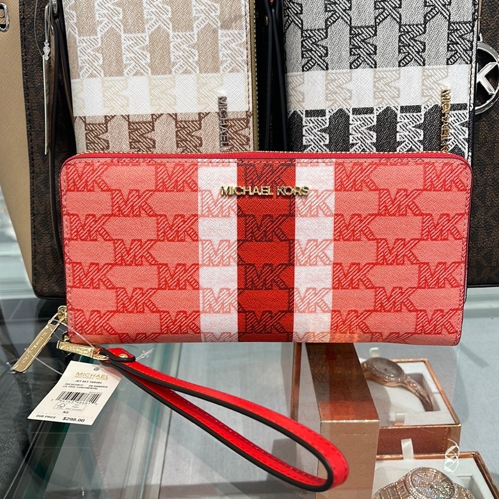 MICHAEL KORS Leather Continental Phone Holder Wristlet Wallet 
Dark Sungria
NWT